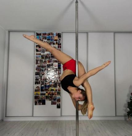 Klaudia Stawiarz uprawia pole sport