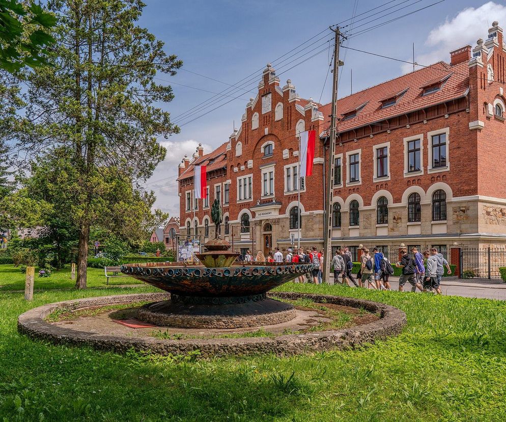 To największe miasto w Małopolsce bez kolei. Mieszkańcy wciąż czekają na pierwszy pociąg [GALERIA]