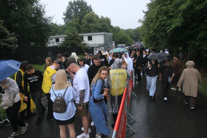 "Ostatni Koncert" Quebonafide w Warszawie. Tłumy przed PGE Narodowym!