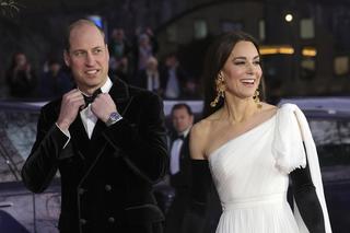 Szok! Księżna Kate dała Williamowi klapsa w pupę na wielkiej gali. WIDEO