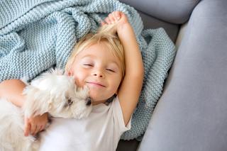 Zwierzątko dla dziecka: 10 powodów, dla których dziecko powinno mieć zwierzaka!
