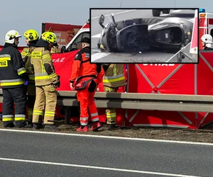 Tragedia w gminie Czosnów. Skuterzysta roztrzaskał się o barierki. Policjanci apelują