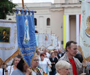 75 lat temu obraz Matki Boskiej w Lublinie zapłakał. Wierni uczcili rocznicę „Cudu lubelskiego” procesją różańcową