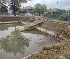 Wypompowali wodę ze zbiornika na Gronowie