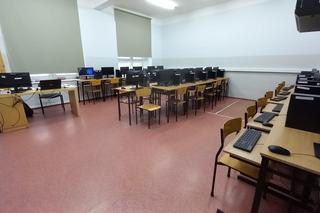 Szkoły powiatu iławskiego z nowym sprzętem do zajęć i nauki