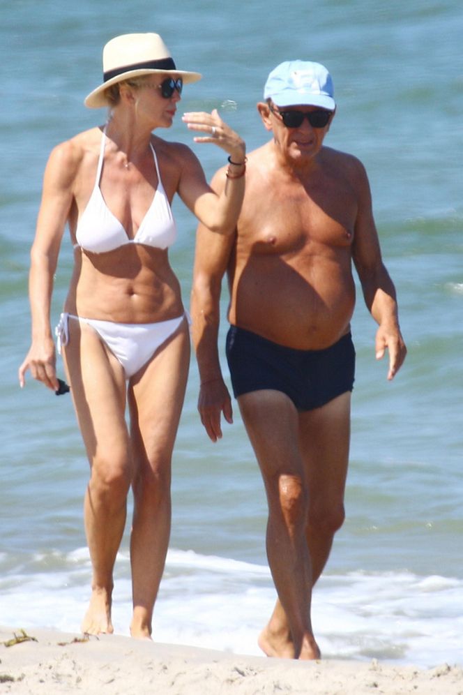 Jan Englert z żoną i ćorką w Juracie