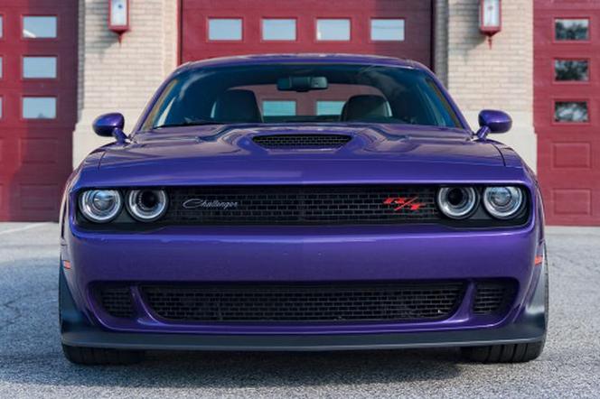 Dodge Challenger R/T Scat Pack Widebody