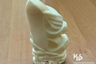 5 lat więzienia za figurkę z zęba kaszalota? 