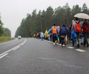 Odpust w Gietrzwałdzie. Do słynącej z Objawień Maryjnych miejscowości przyjechały tłumy