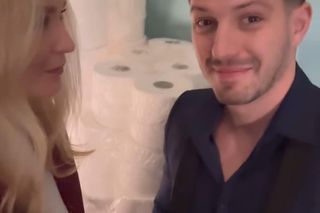 Barwy szczęścia. Karolina (Marta Dąbrowska), Justin (Jasper Sołtysiewicz) na planie