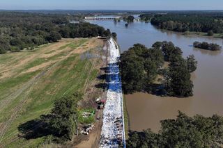 Powódź w Polsce. Stan alarmowy na rzekach przekroczony na 29 stacjach hydrologicznych