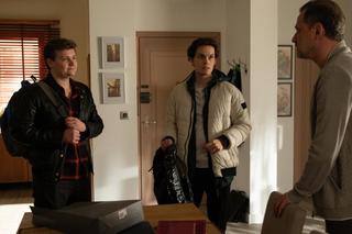 Na Wspólnej, odc. 3840: Grzesiek (Jakub Tofil), Krzysztof Smolny (Łukasz Konopka), Wałek (Michał Lupa)