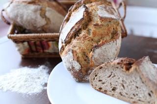 Chleb orkiszowy - przepis na pyszne i zdrowe pieczywo