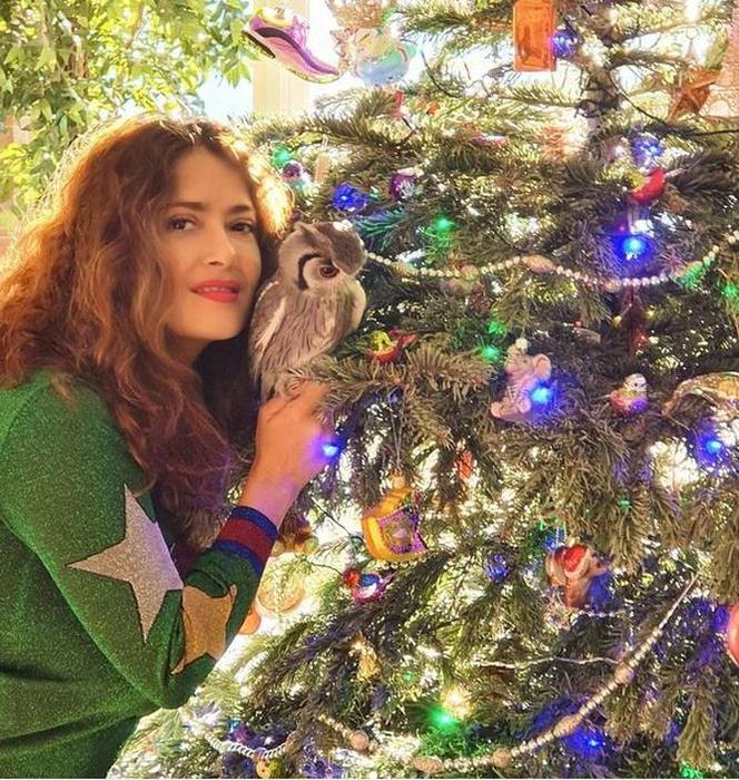 Salma Hayek hoduje SOWĘ! 