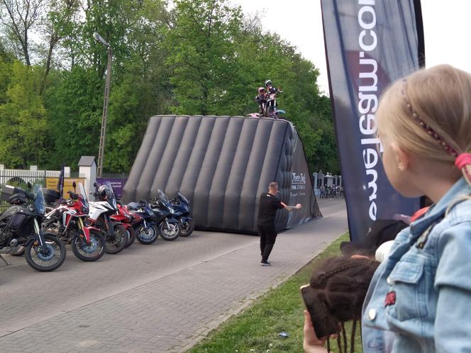 Koncerty i pokazy Freestyle Motocross w Siedlcach podczas MotoWiosny rozgrzały serca mieszkańców