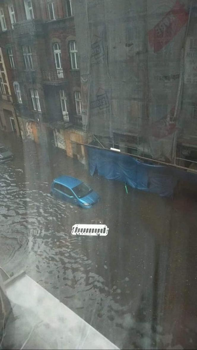 Burza w Tarnowskich Górach i zalane drogi