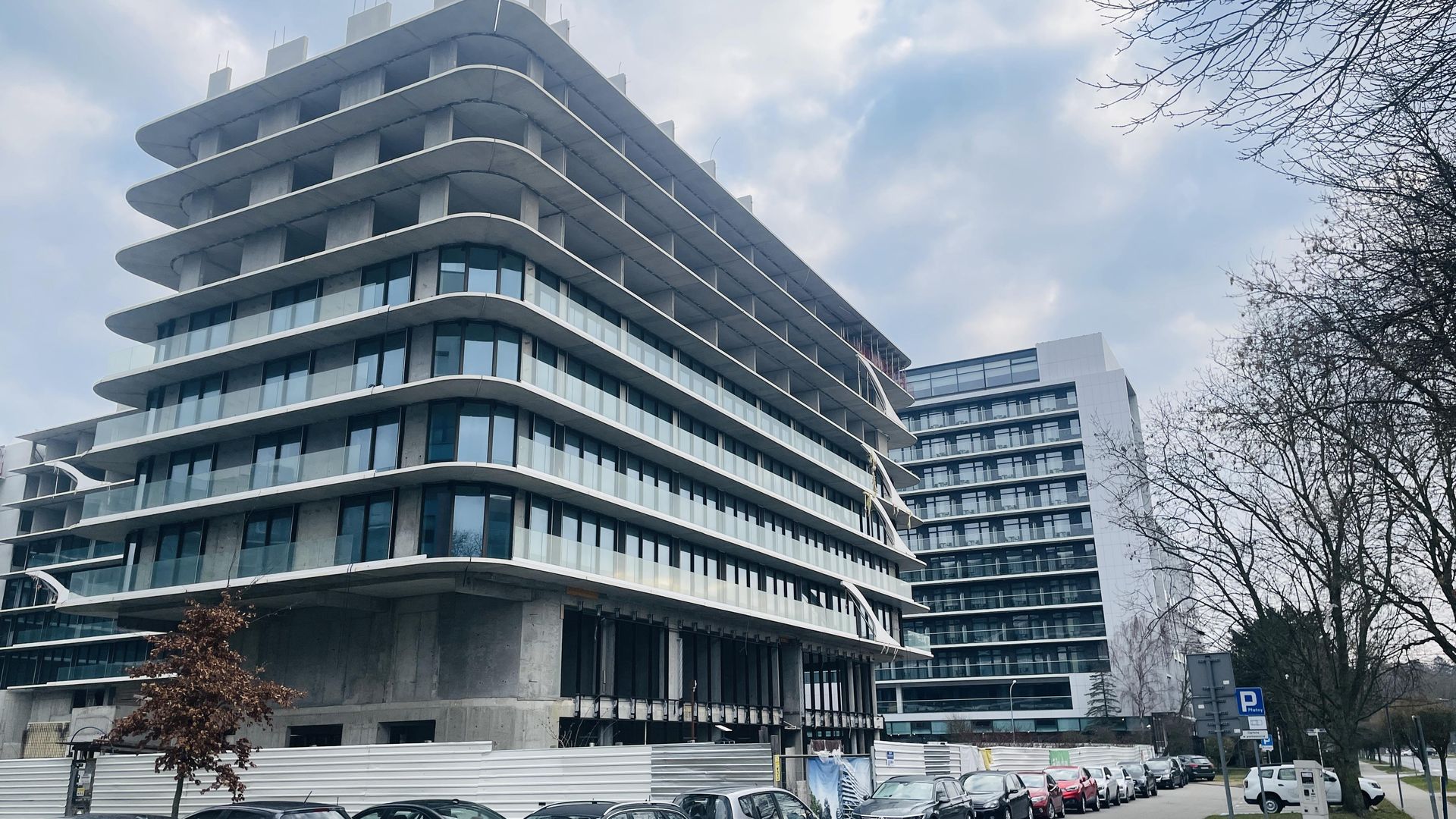 Niedokończony hotel Baltic Wave w Kołobrzegu