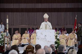 Trwają obchody Święta Niepodległości w Warszawie. Prezydent Andrzej Duda wziął udział w mszy świętej za ojczyznę