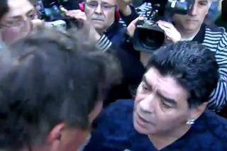 Diego Maradona uderzył dziennikarza! [WIDEO]