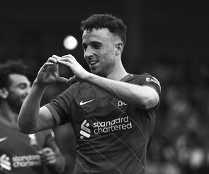 Tak kibice Liverpoolu upamiętnili Diego Jotę