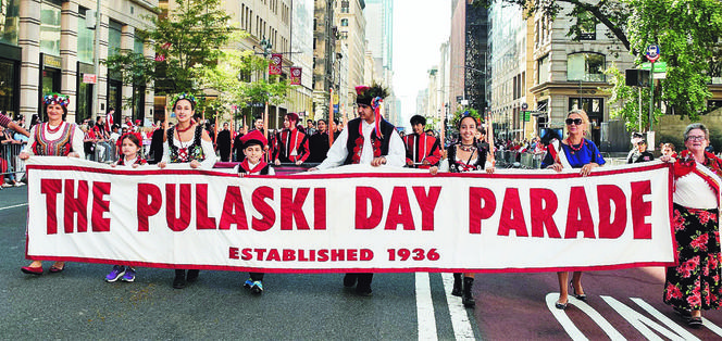 To był rok wirusa i skandali