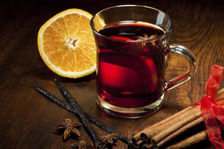 Rozgrzewająca herbata na jesienne i zimowe wieczory