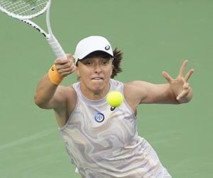 Iga Świątek - Rybakina WYNIK meczu dzisiaj: Kontuzjowana Polka znów przegrała z Rybakiną i nie obroni tytułu w Indian Wells!