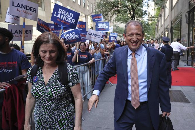 Nowojorski rewident aresztowany przez ICE!