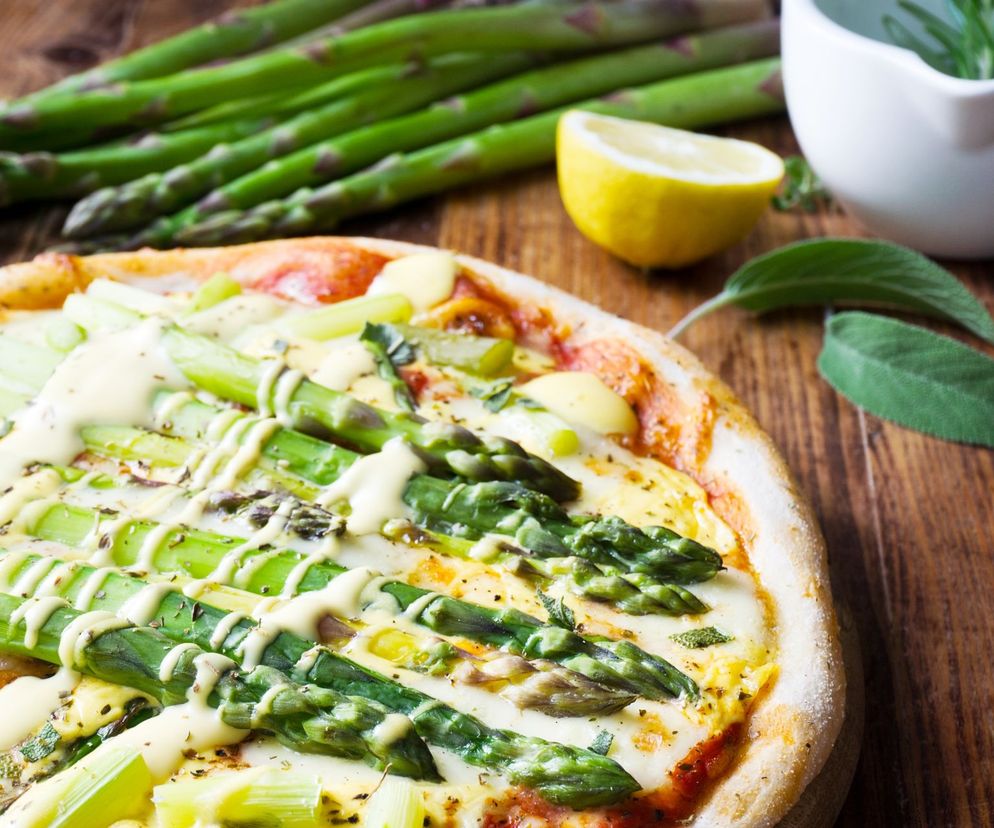 pizza ze szparagami
