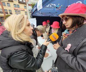 Październik: miesiąc różowej wstążki. Podsumowanie [AUDIO]