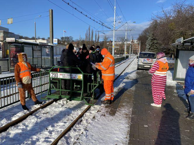 Finał WOŚP 2021 Gdańsku. Przejażdżka ręczną drezyną 31.01.2021