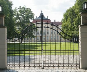 Dawniej rezydencja magnackiego rodu, dziś imponująca galeria sztuki. Zaglądamy do wnętrz Pałacu w Rogalinie