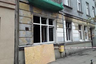 Łódź. Tragiczny pożar. Kobieta spłonęła w swoim łóżku [ZDJĘCIA].