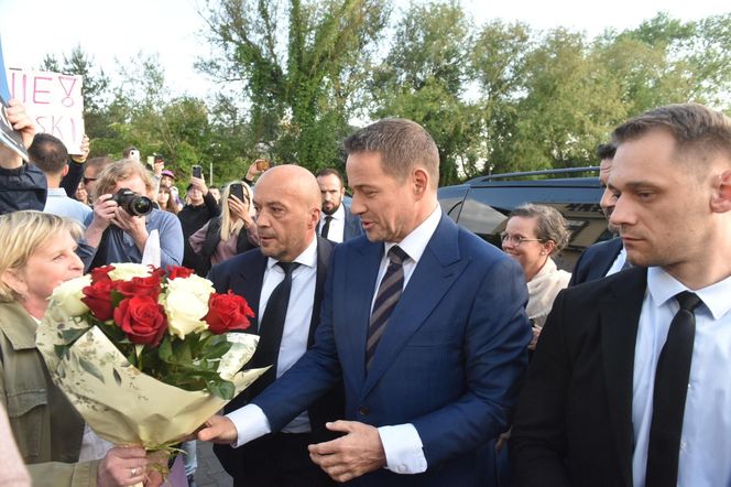 Rafał Trzaskowski, Sławomir Mentzen