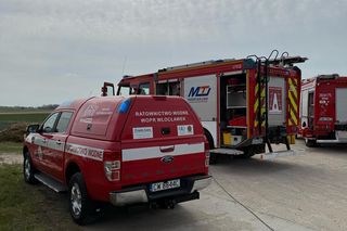 Tragiczny finał poszukiwań pod Włocławkiem. Ciało mężczyzny dryfowało w stawie