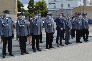 Awanse i odznaczenia z okazji Święta Policji w Lesznie