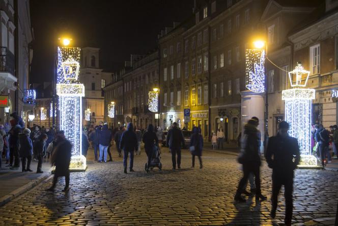 Świąteczne iluminacje w Warszawie