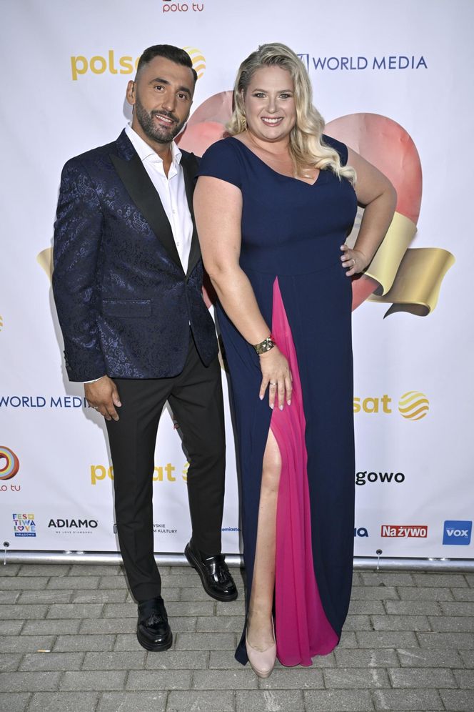 Festiwal Weselnych Przebojów Polsatu. Marcelina Zawadzka jak młoda, Ela Romanowska z wielkim rozcięciem, a Miszczak kwitnie!