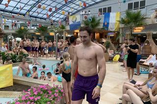 Wodny Mecz w Basenach Tropikalnych