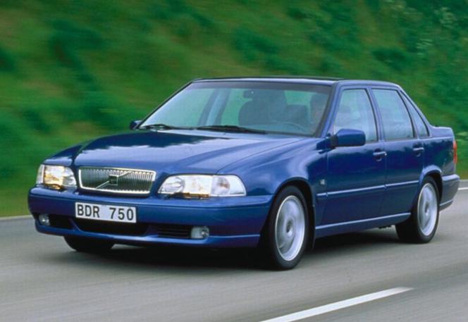 Minister obrony narodowej Tomasz Siemoniak - Volvo S70 1997