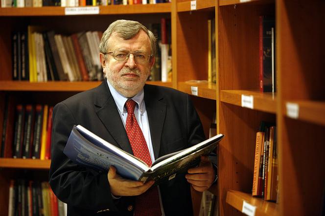 Prof. Zbigniew Lewicki: Coraz mniej Ameryki w Europie