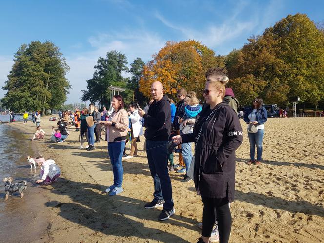 „Kąpiący się zimą Olsztyn” zainaugurowali sezon zimowych kąpieli