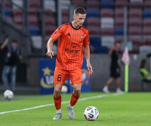 Górnik Zabrze - Termalica Nieciecza. Niesamowita atmosfera na Arenie Zabrze! Kibice Górnika dopingują swoją drużynę