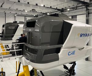 Supernowoczesny obiekt szkoleniowy Ryanair w Krakowie! Otwarto nowe centrum symulatorowo-treningowe
