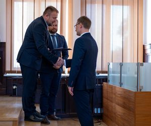 Zaprzysiężenie nowego prezydenta Zabrza. Kamil Żbikowski złożył ślubowanie i zwrócił się do mieszkańców