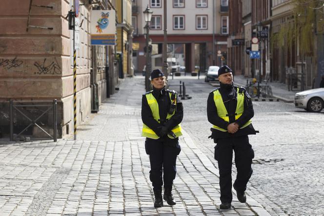 Patrol policji we Wrocławiu