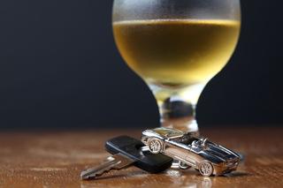 Czy piwo bezalkoholowe jest naprawdę bezalkoholowe? Czy po piwie 0% można prowadzić?