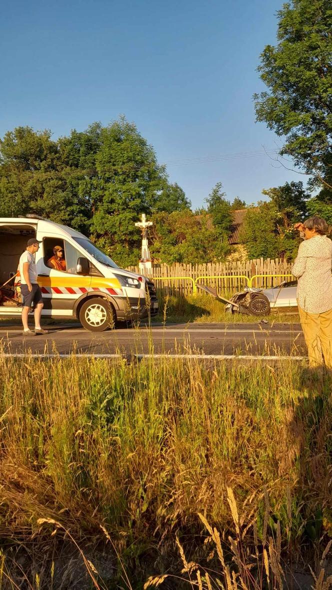 Wypadkowy wtorek! Zderzenie dwóch aut w Lubieni. Jedna osoba poszkodowana