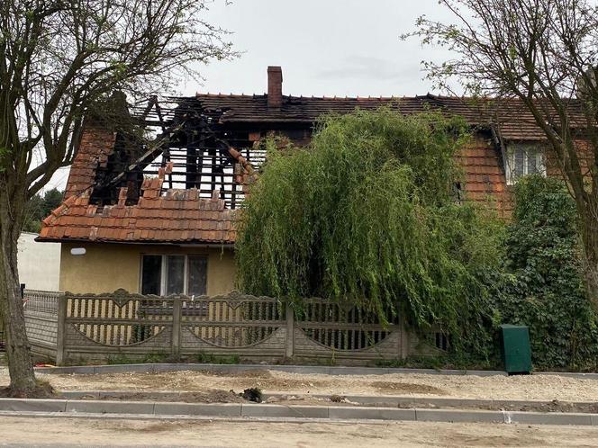 Ostrów. Śmiertelna ofiara pożaru w domu jednorodzinnym