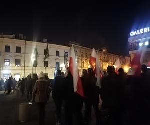 Marsz Pamięci Żołneirzy Wyklętych w Lublinie. Wcześniej odbył się laserowy pokaz